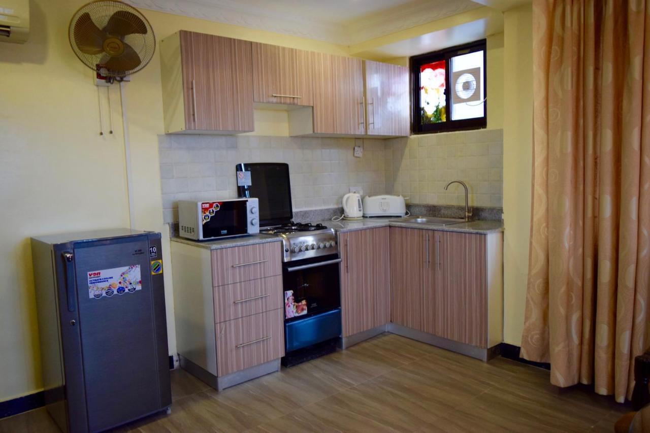 New Avon Apartments Darüsselam Dış mekan fotoğraf